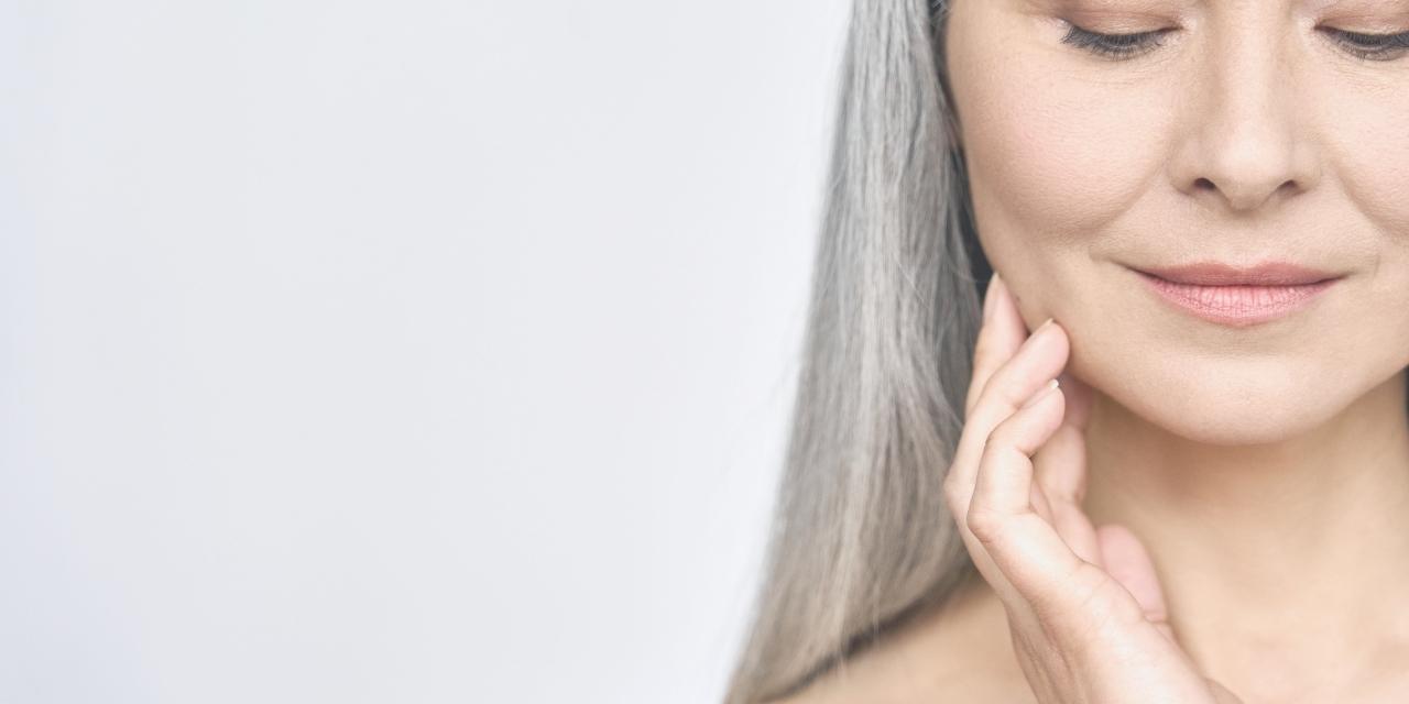 Ménopause et peau : quel impact et comment en prendre soin ?